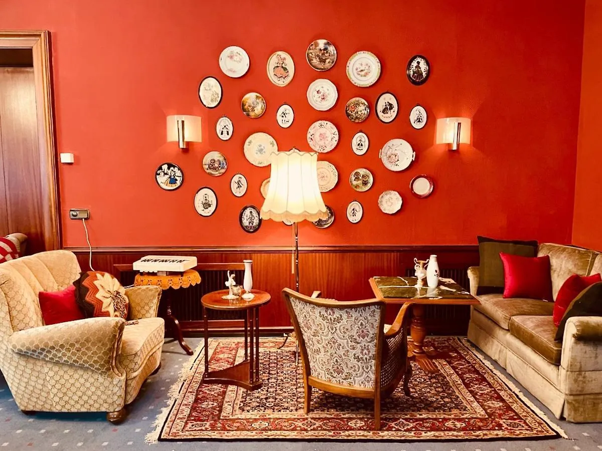 Tante Alma'S Mannheimer Hotel Mannheim